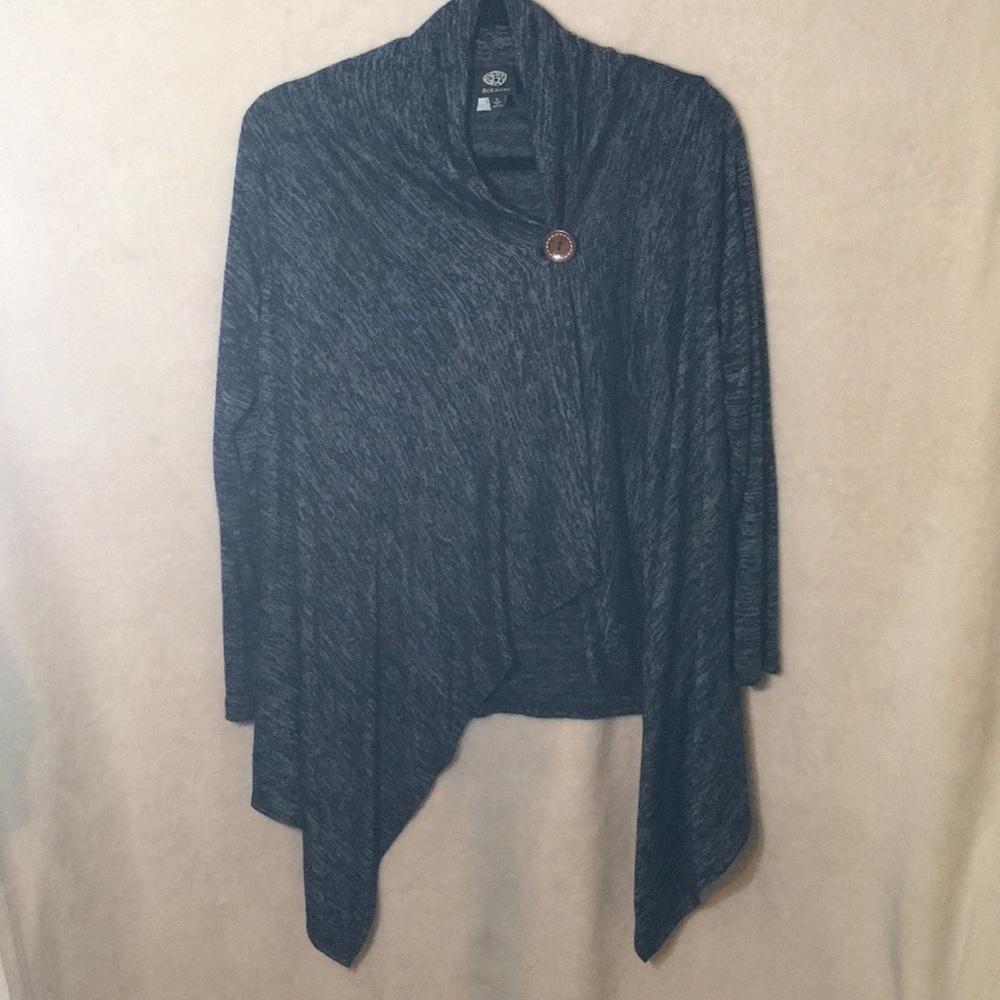 Bobeau blue long sleeve cardigan w/ brown button